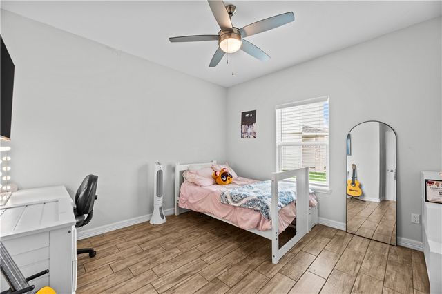 3302 Hadi Dr, Corpus Christi, TX 78415