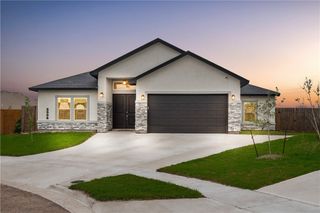 3302 Hadi Dr, Corpus Christi, TX 78415