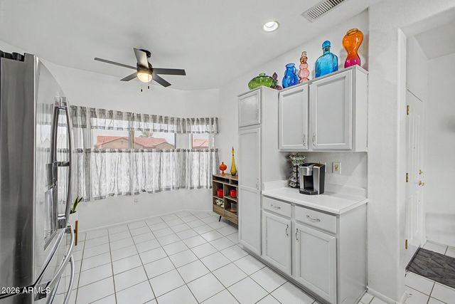 15612 W GRAND CREEK Lane, Surprise, AZ 85374