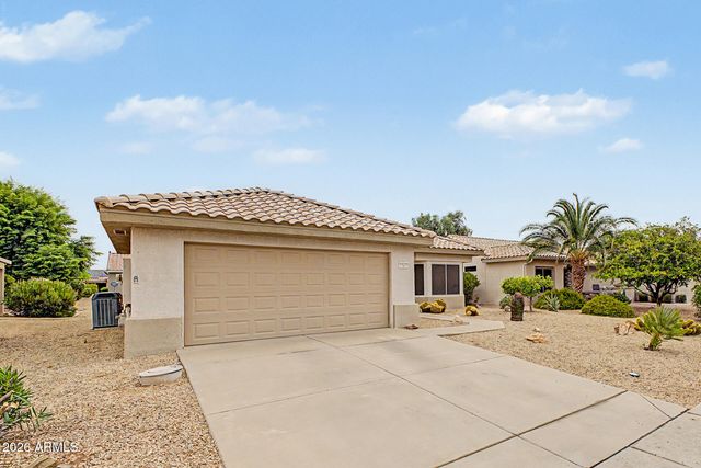 15612 W GRAND CREEK Lane, Surprise, AZ 85374