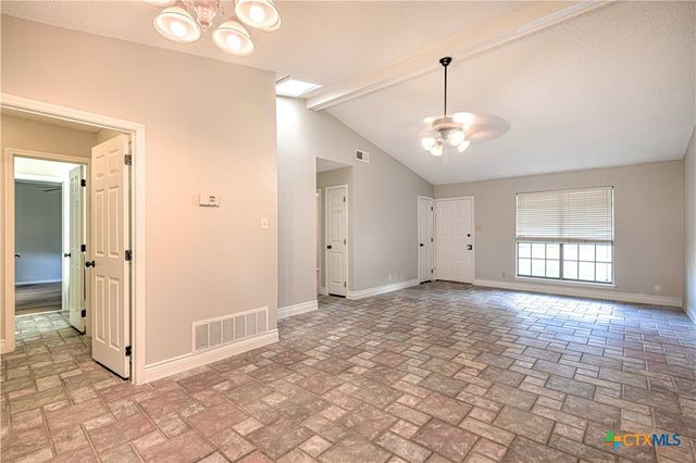 7 Cliffside Circle, Belton, TX 76513