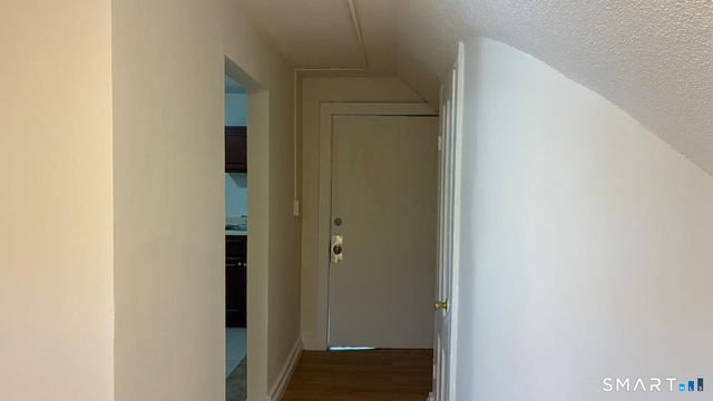 54 North Avenue 3, Meriden, CT 06451