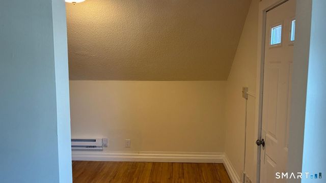 54 North Avenue 3, Meriden, CT 06451