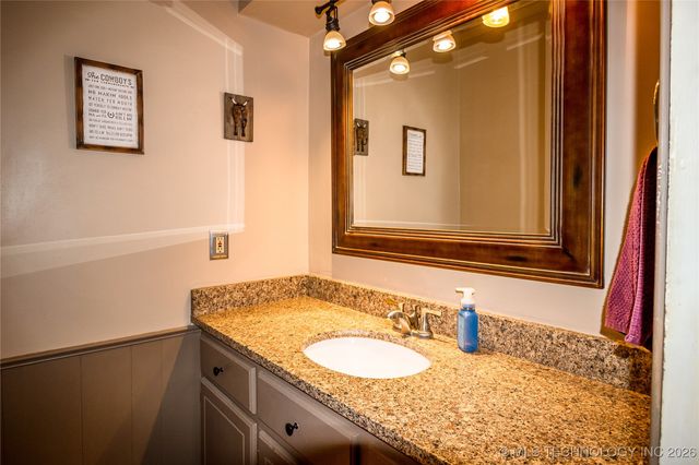 1200 Holly, Ardmore, OK 73401