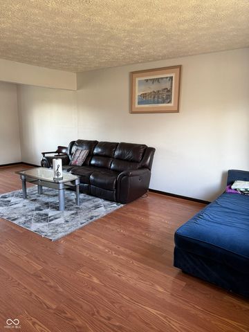 7108 Hearthstone Way, Indianapolis, IN 46227