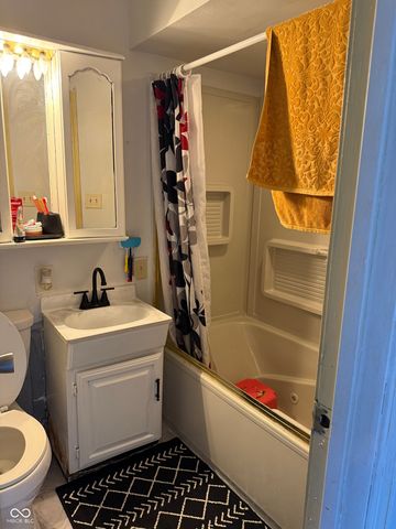 7108 Hearthstone Way, Indianapolis, IN 46227