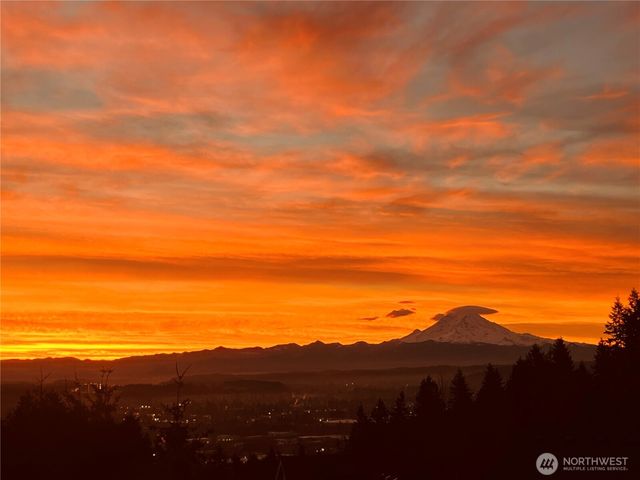 1104 V Street NW, Auburn, WA 98001