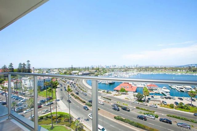 1710 Avenida del Mundo 807, Coronado, CA 92118
