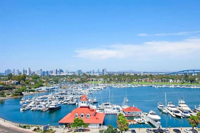 1710 Avenida del Mundo 807, Coronado, CA 92118