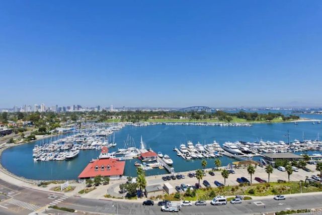 1710 Avenida del Mundo 807, Coronado, CA 92118