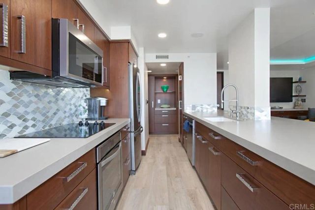 1710 Avenida del Mundo 807, Coronado, CA 92118