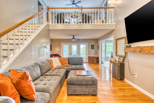 529 Cliffside Drive, Russell Springs, KY 42642