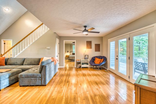 529 Cliffside Drive, Russell Springs, KY 42642