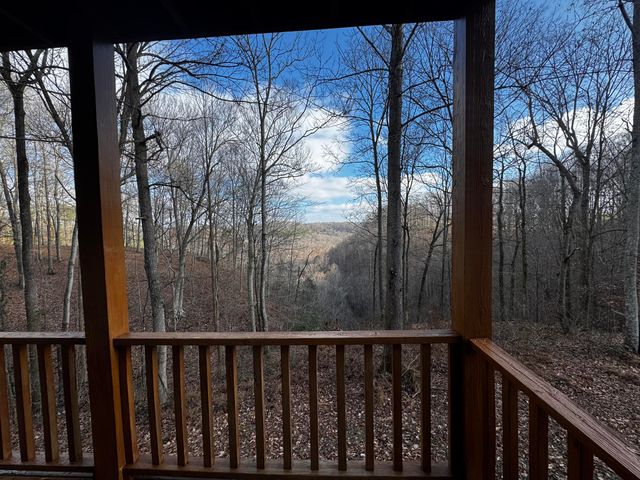 529 Cliffside Drive, Russell Springs, KY 42642