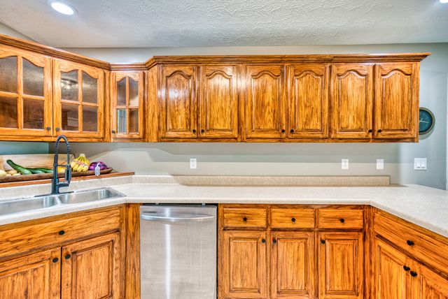 529 Cliffside Drive, Russell Springs, KY 42642