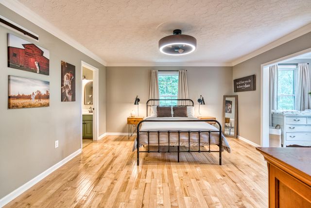 529 Cliffside Drive, Russell Springs, KY 42642