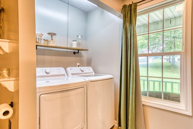 529 Cliffside Drive, Russell Springs, KY 42642