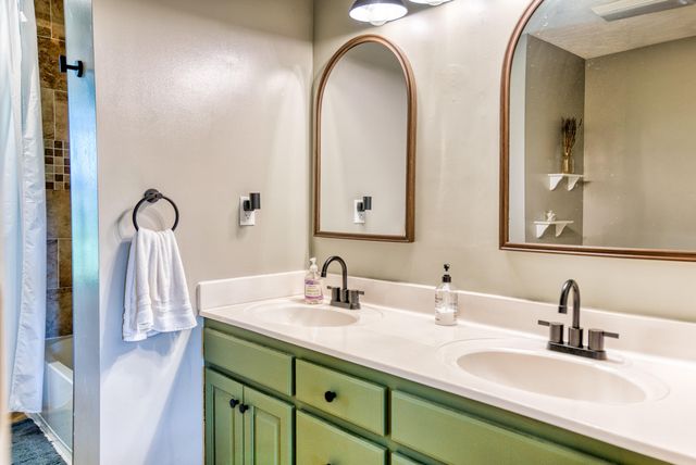 529 Cliffside Drive, Russell Springs, KY 42642