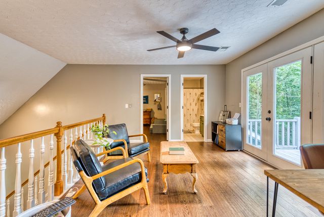 529 Cliffside Drive, Russell Springs, KY 42642