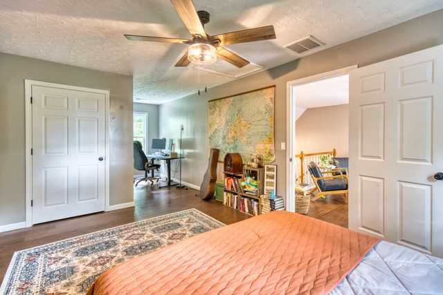 529 Cliffside Drive, Russell Springs, KY 42642