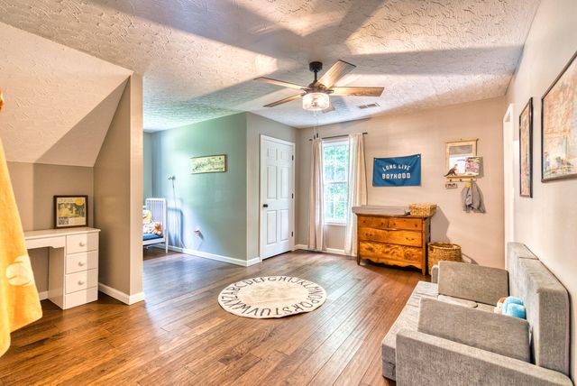 529 Cliffside Drive, Russell Springs, KY 42642