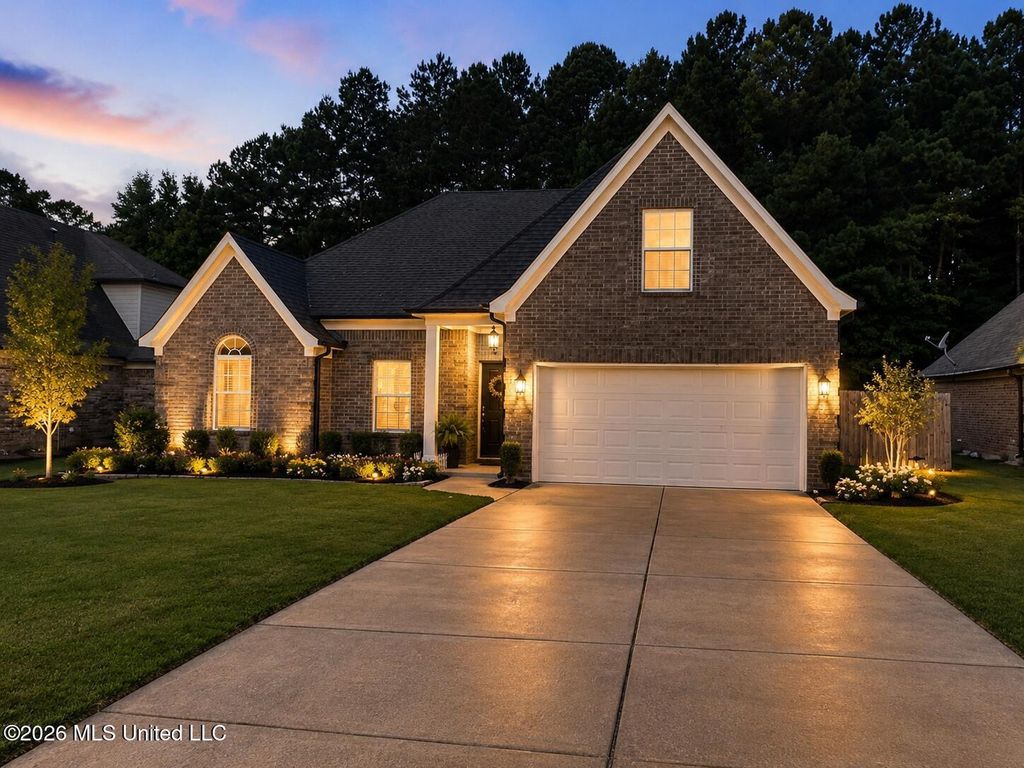 5809 W Keebler Drive, Southaven, MS 38671 — exterior