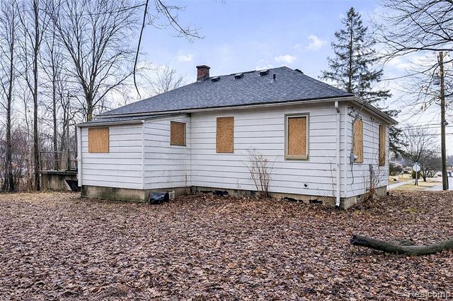 816 S Schuman Street, Westland, MI 48186