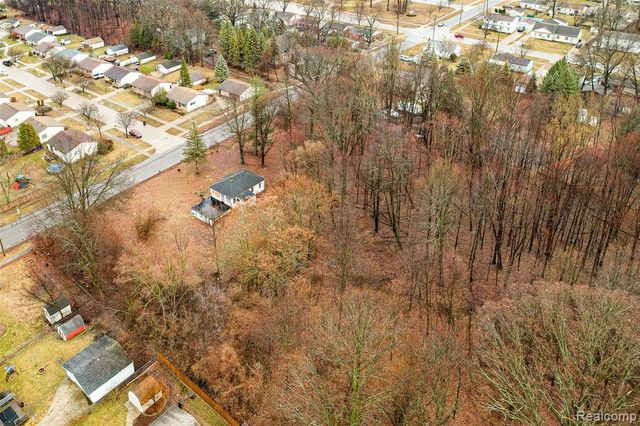 816 S Schuman Street, Westland, MI 48186