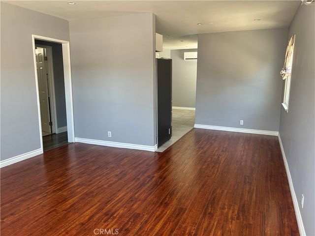 1000 E 54, Los Angeles, CA 90011