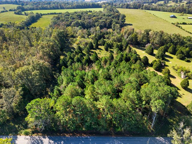 1340 Herschal Lyles Rd, Westmoreland, TN 37186