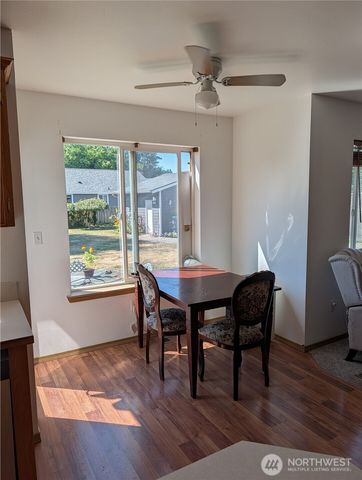 1316 19th Street Pl NW, Puyallup, WA 98371