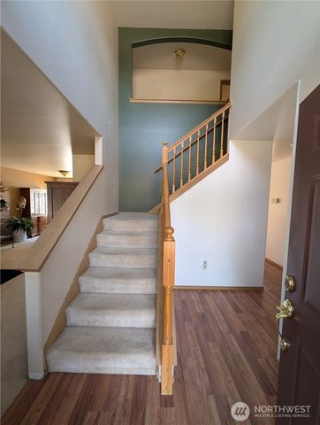 1316 19th Street Pl NW, Puyallup, WA 98371