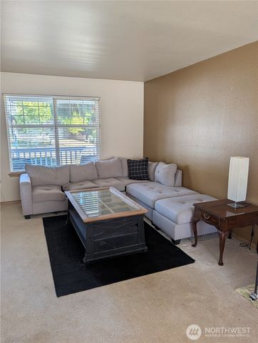 1316 19th Street Pl NW, Puyallup, WA 98371