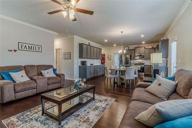 328 Azalea Bloom Drive, Loganville, GA 30052