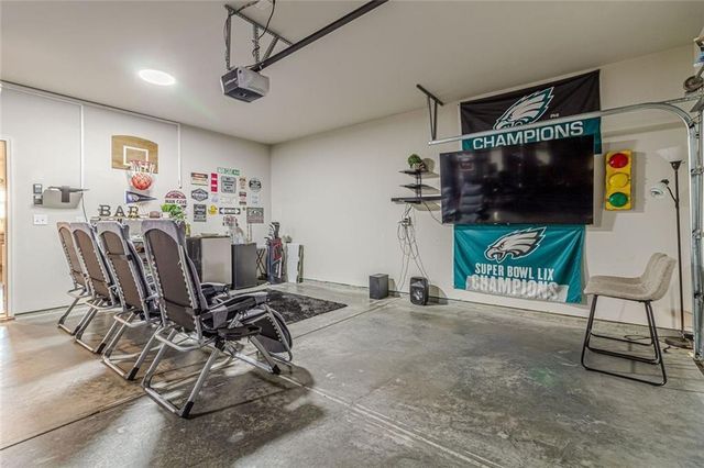 328 Azalea Bloom Drive, Loganville, GA 30052