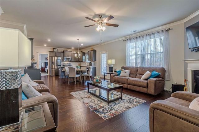 328 Azalea Bloom Drive, Loganville, GA 30052