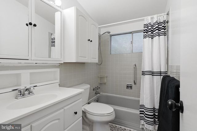 4107 WATKINS TRL, Annandale, VA 22003