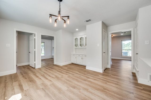 3600 Murphy Drive, Bedford, TX 76021