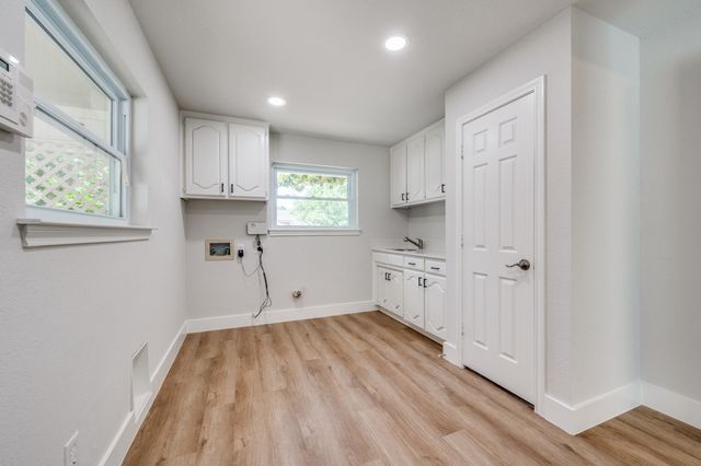 3600 Murphy Drive, Bedford, TX 76021