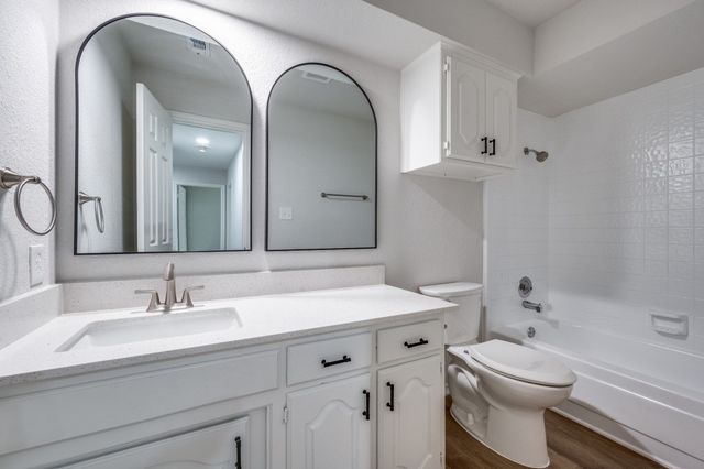 3600 Murphy Drive, Bedford, TX 76021