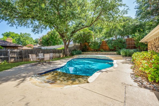 3600 Murphy Drive, Bedford, TX 76021