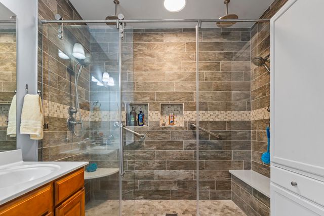 208 Simplicity Dr., Murrells Inlet, SC 29576