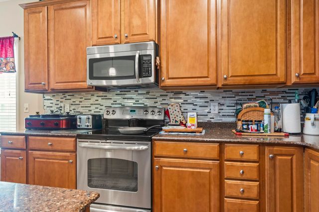 208 Simplicity Dr., Murrells Inlet, SC 29576