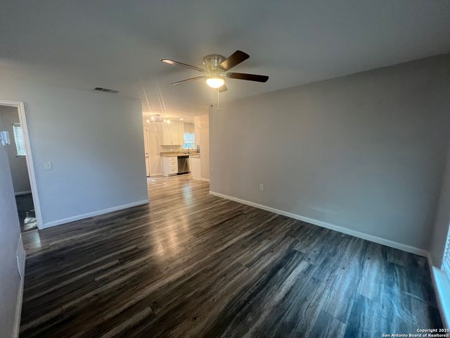 4606 Avenida Prima, San Antonio, TX 78233