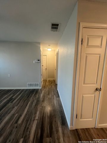 4606 Avenida Prima, San Antonio, TX 78233