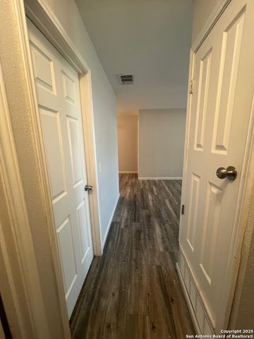 4606 Avenida Prima, San Antonio, TX 78233