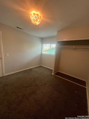 4606 Avenida Prima, San Antonio, TX 78233