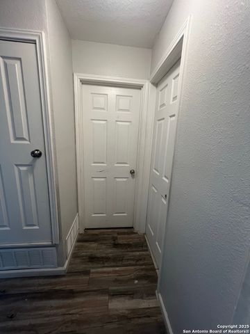 4606 Avenida Prima, San Antonio, TX 78233