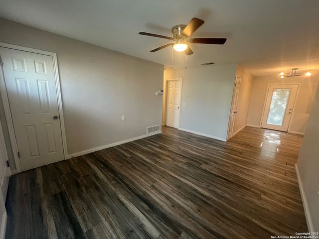 4606 Avenida Prima, San Antonio, TX 78233