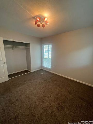 4606 Avenida Prima, San Antonio, TX 78233